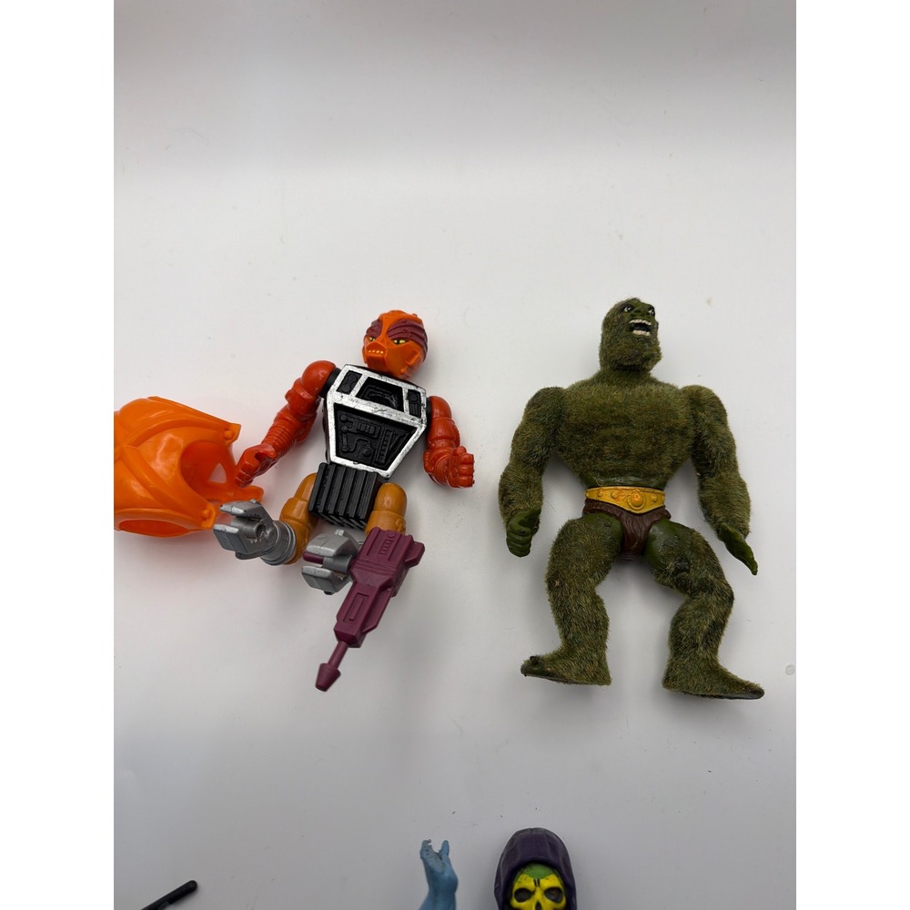 Vintage 1984 Masters of the Universe Collectors Case & Action Figure Lot Mattel - Picture 12 of 16